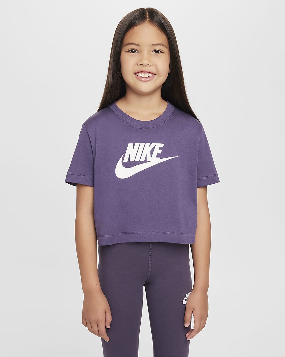 Nike Sportswear Older Kids Girls Cropped T Shirt